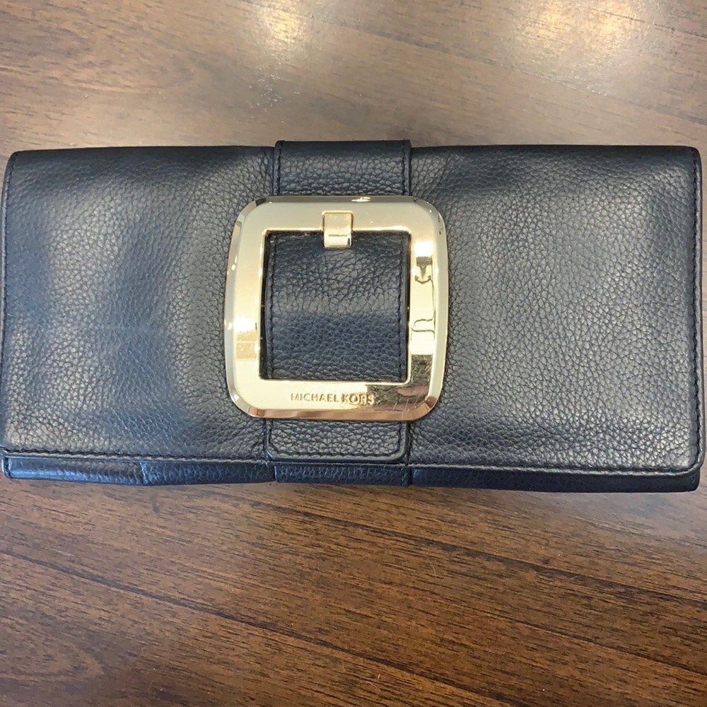 Michael Kors Sutton Clutch